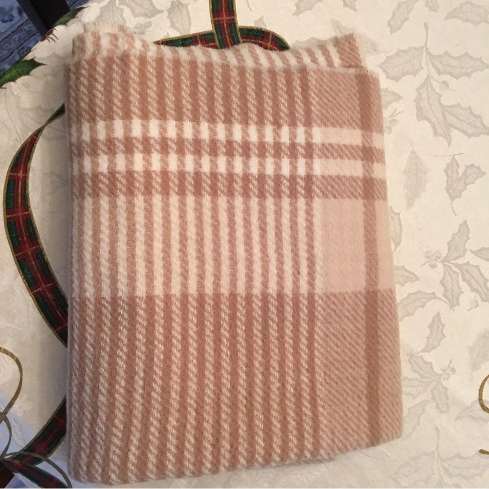 NWT Lands End winter scarf - Picture 6 of 7